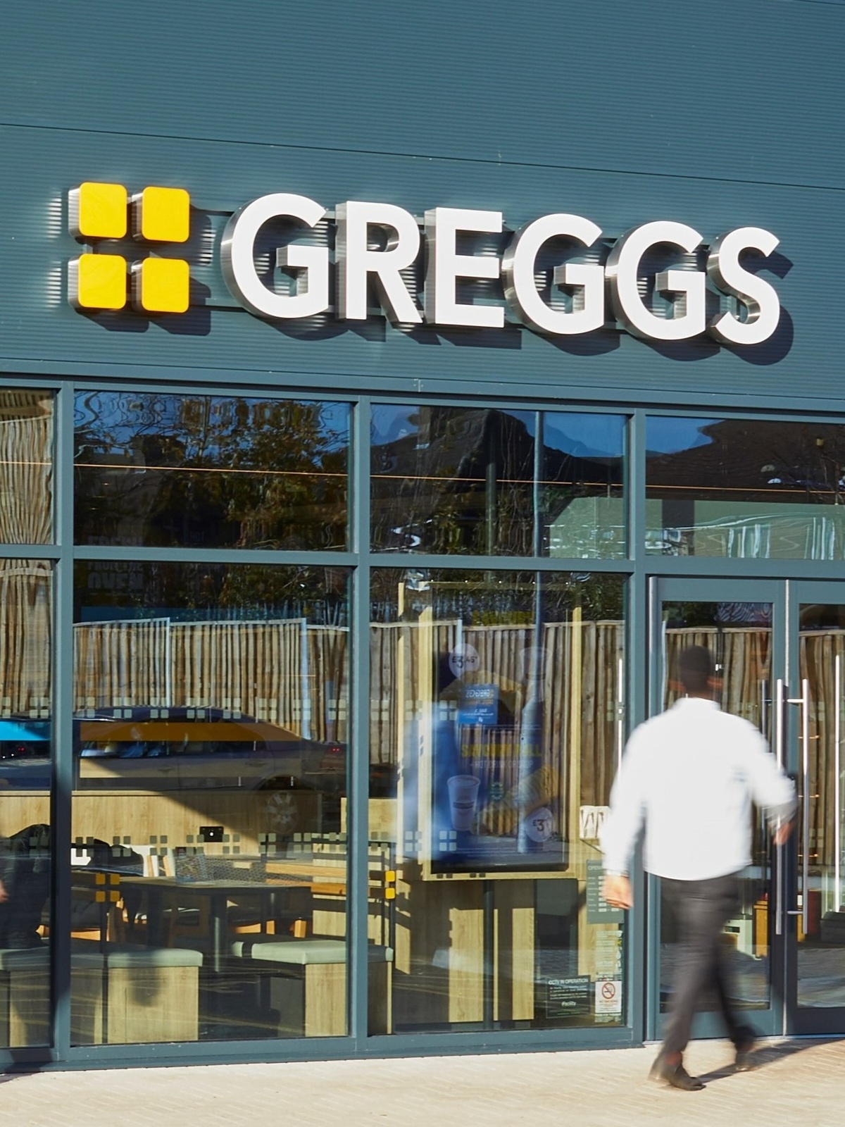 Greggs Dunstable