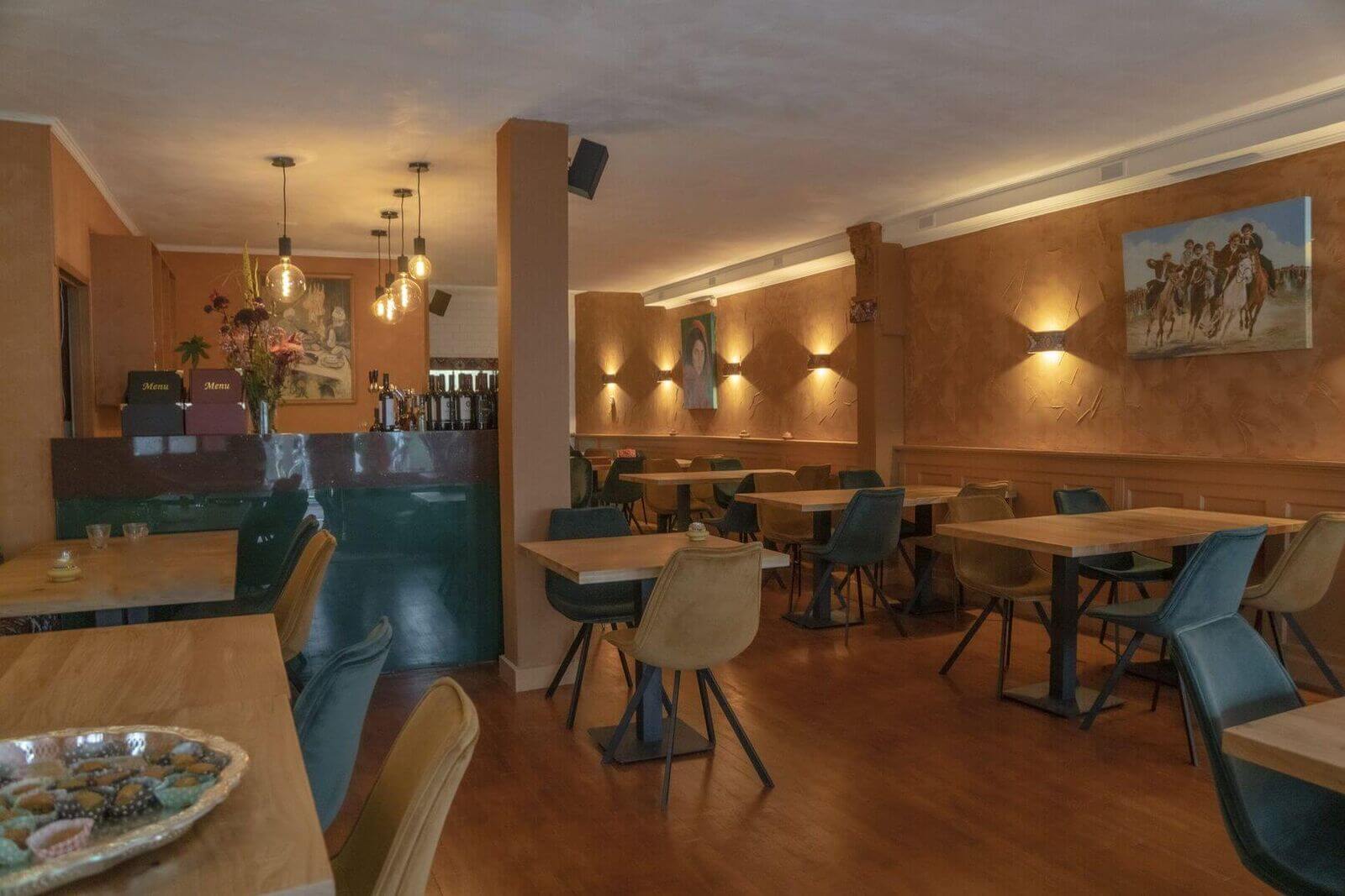 Laziz Restaurant