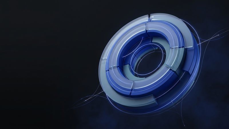Abstracte donkere editorial illustratie bij SEO optimaliseren: sculpturale cobaltblauwe vorm met fijne meetlijnen die het iteratieve verbeterproces van SEO symboliseren.