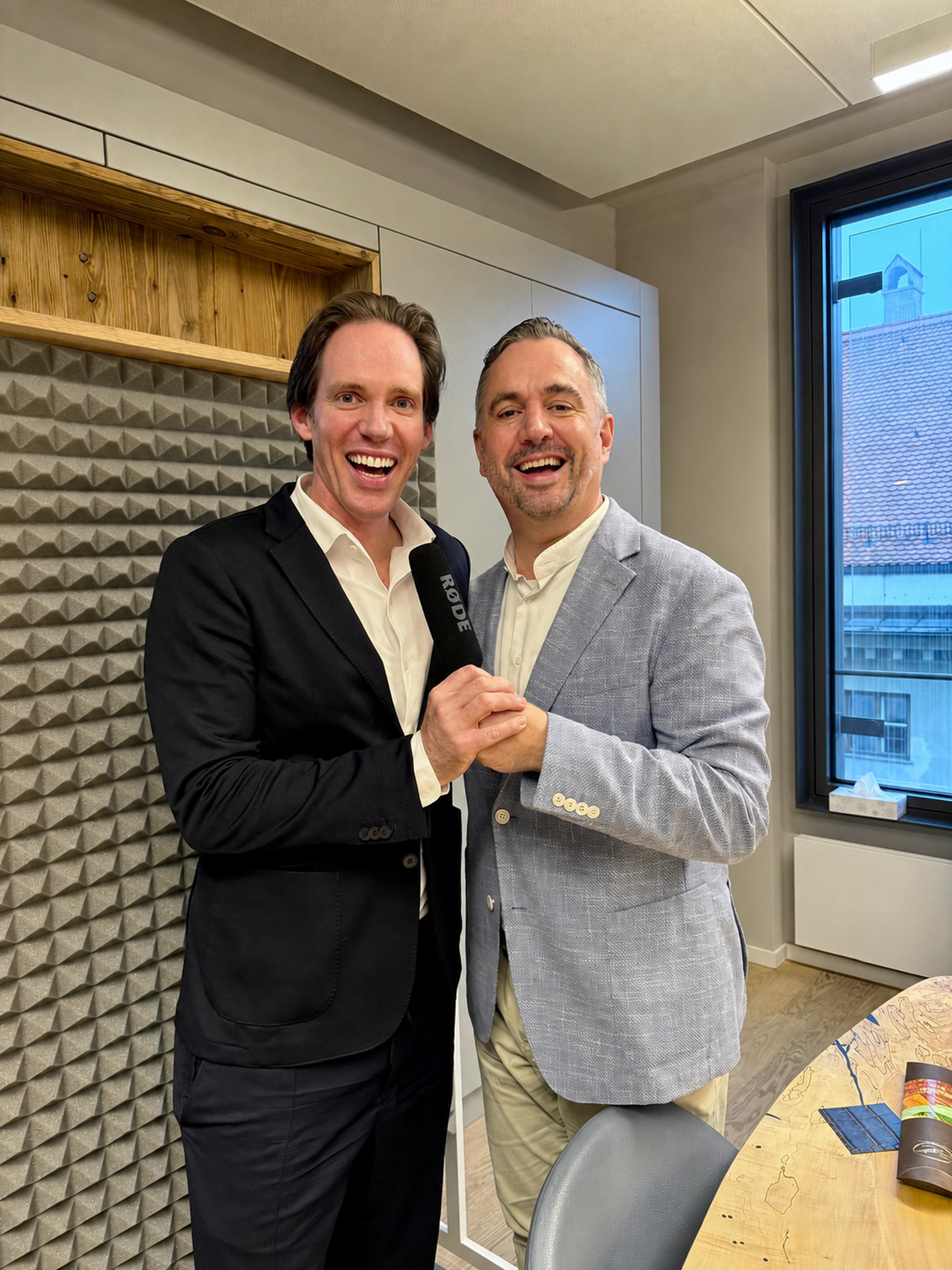 Photo of Oliver Kremer during a podcast recording