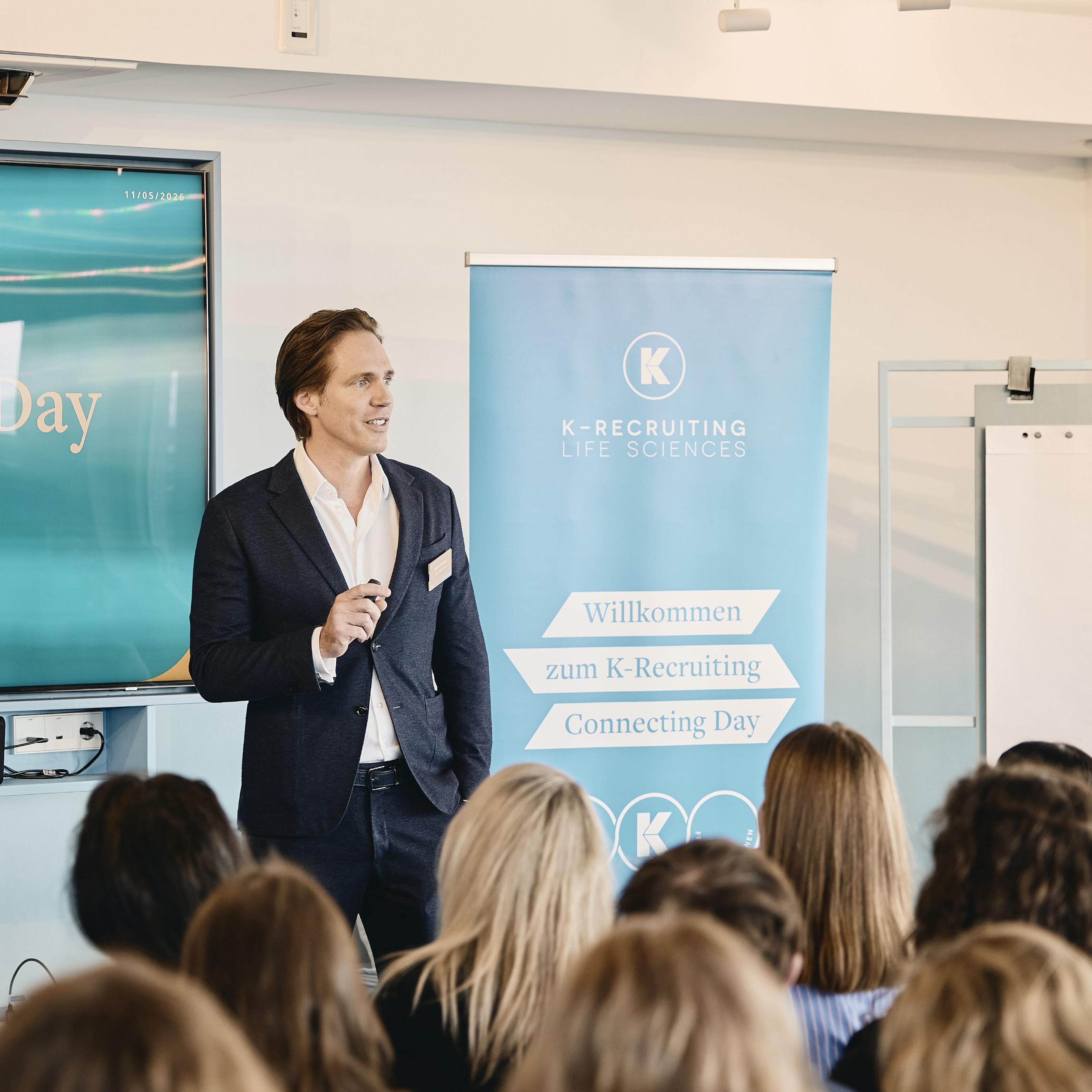 ChatGPT: Engaged audience during the talk on artificial intelligence and future trends in today's working world
