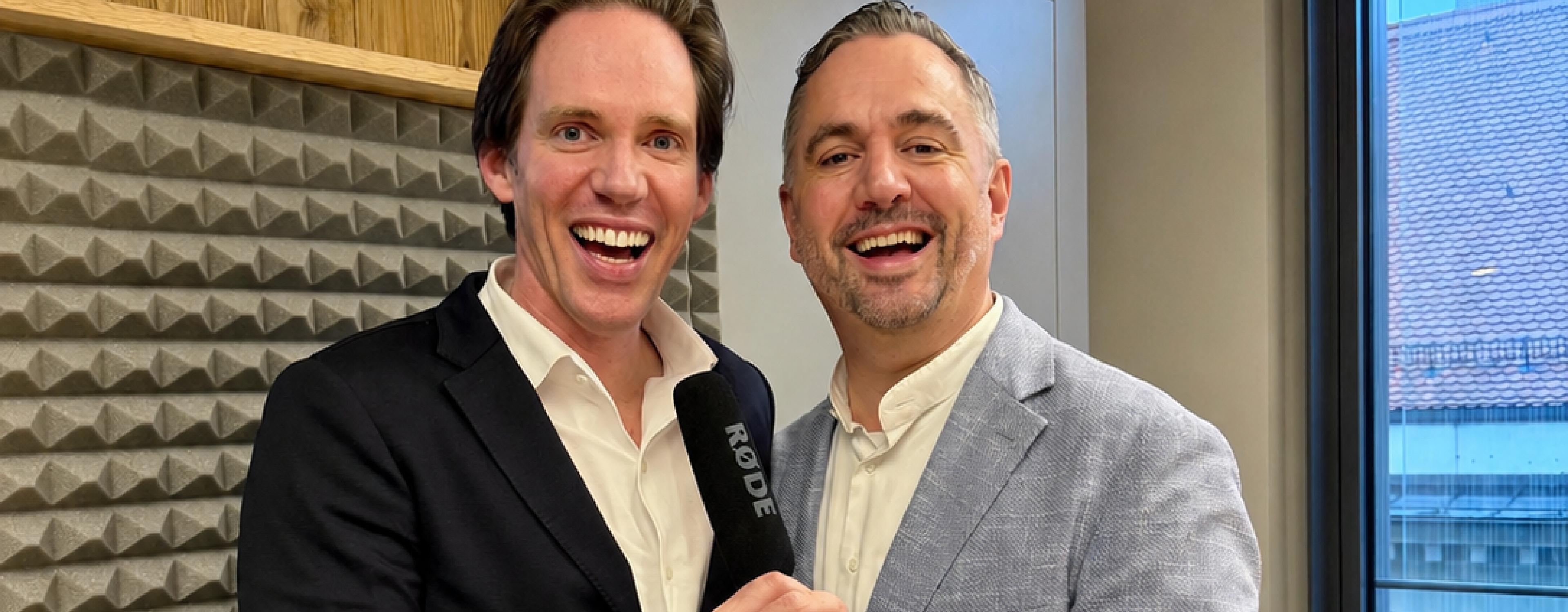 Photo of Oliver Kremer during a podcast recording