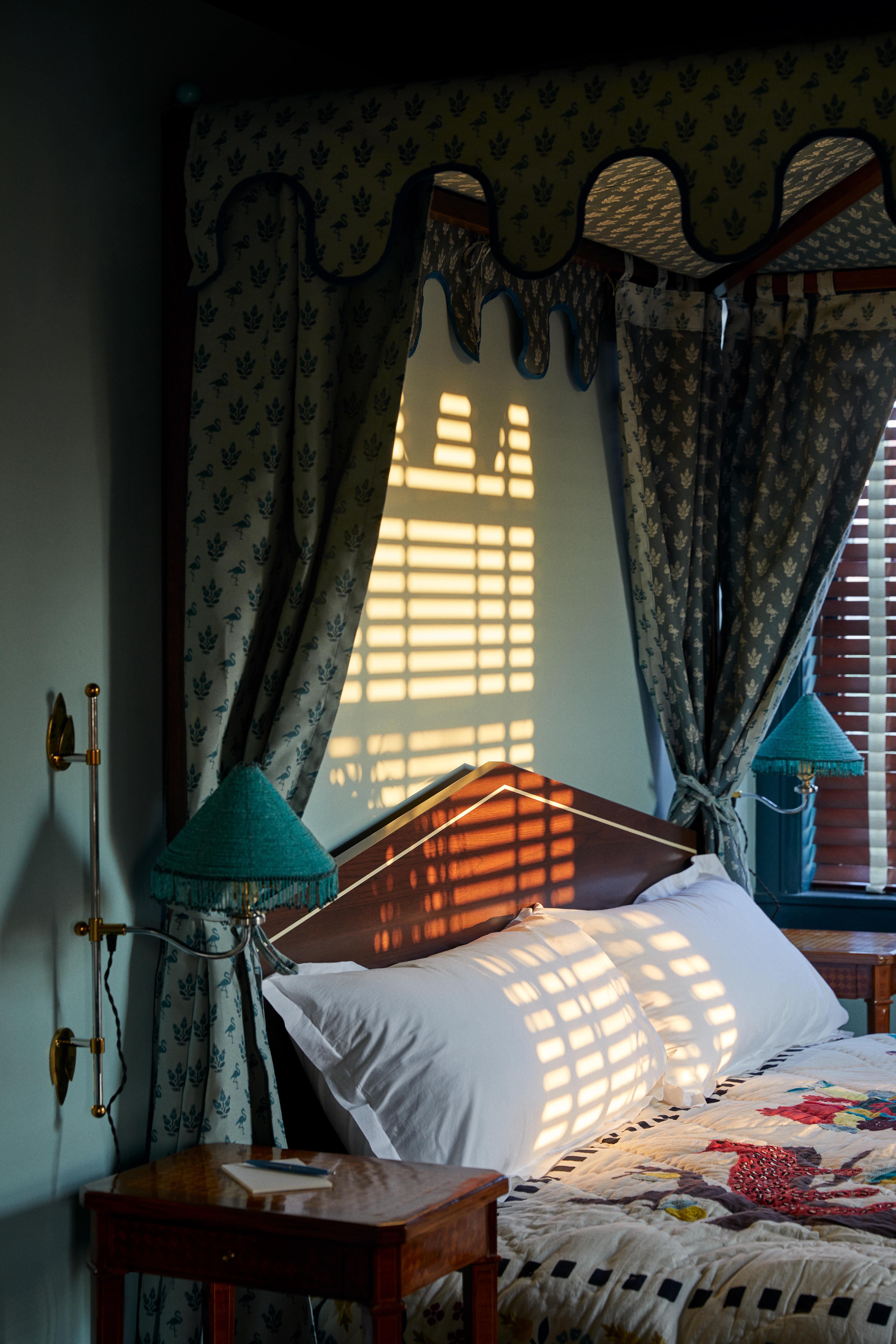 Hotel Ulysses Our Lady of the Flowers suite canopied bed