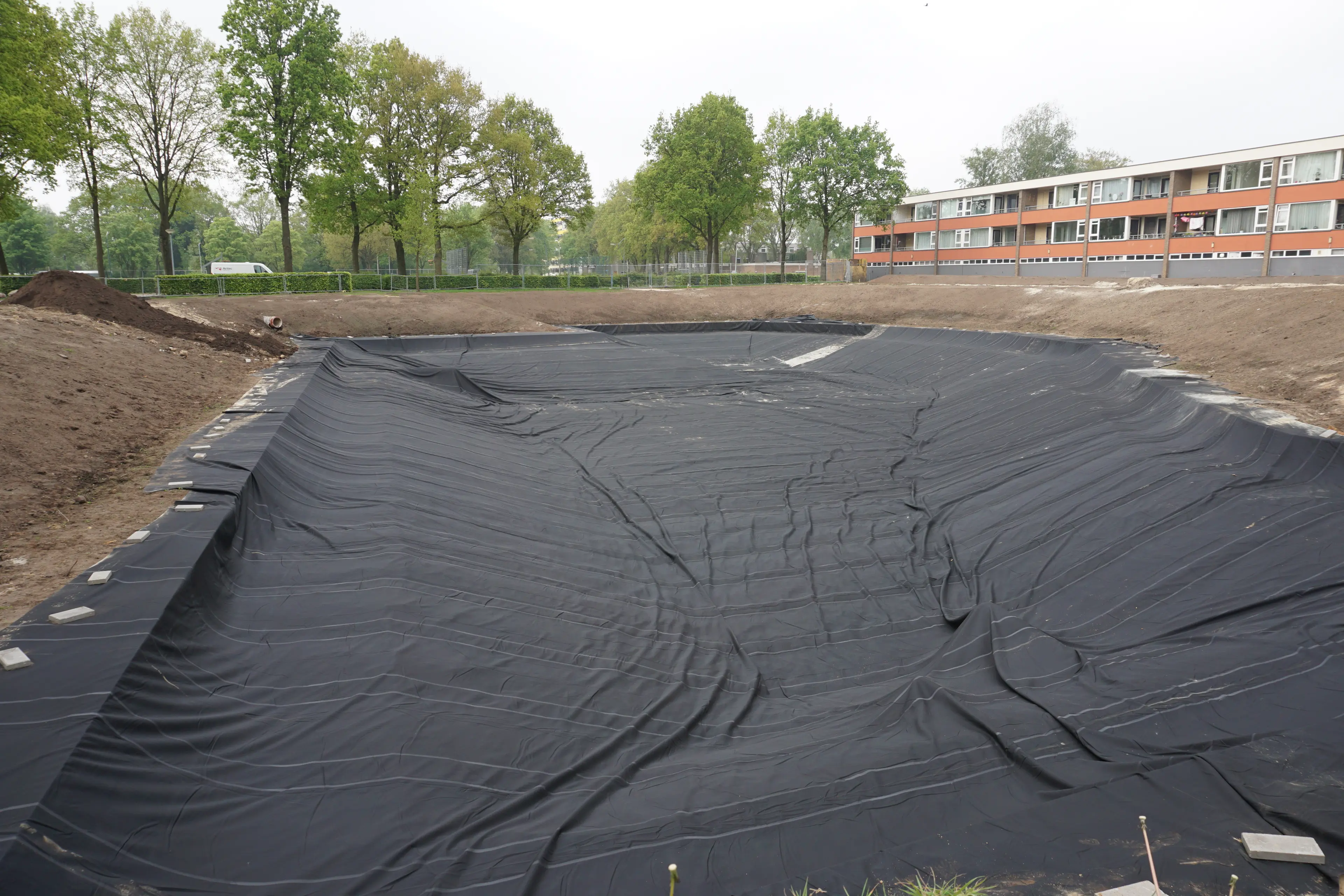 Lac de retenție cu etanșare EPDM