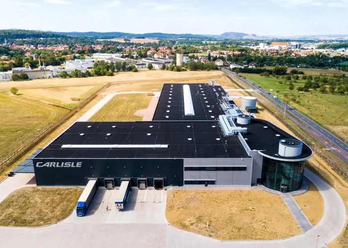 O nouă fabrică pentru producție și ACADEMY