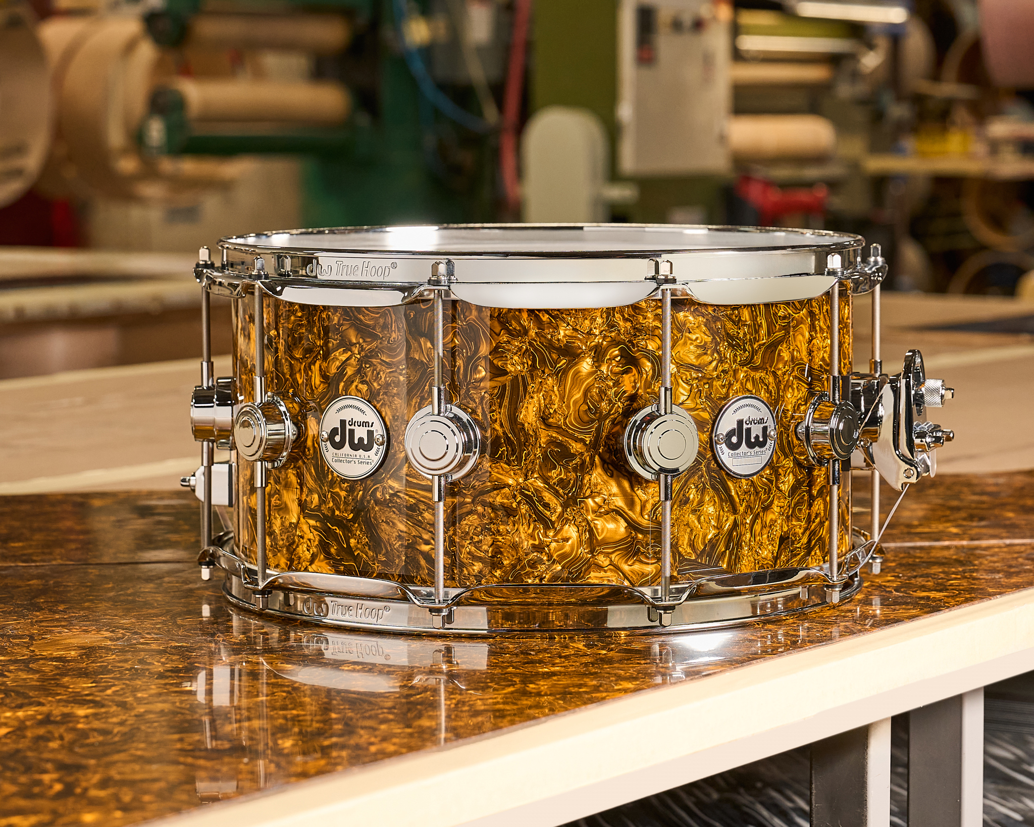 Collector's Series 7x14 Snare in Gold Abalone FinishPly. Snare in Gold Abalone FinishPly