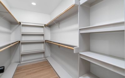 https://a.storyblok.com/f/166093/2048x1366/597d900716/manassas_drive_33-web-or-mls-33.jpg