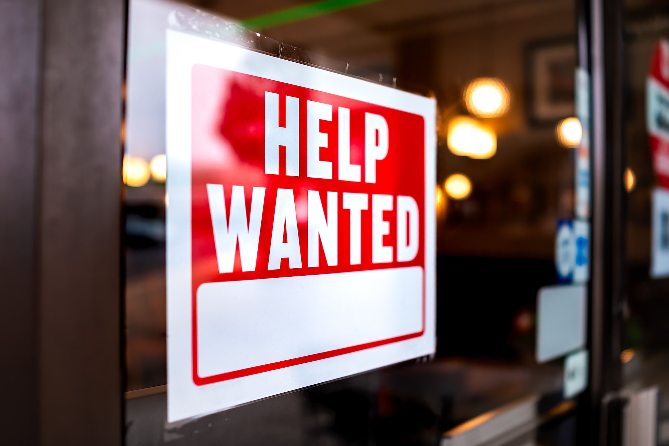 uk hospitality shortage