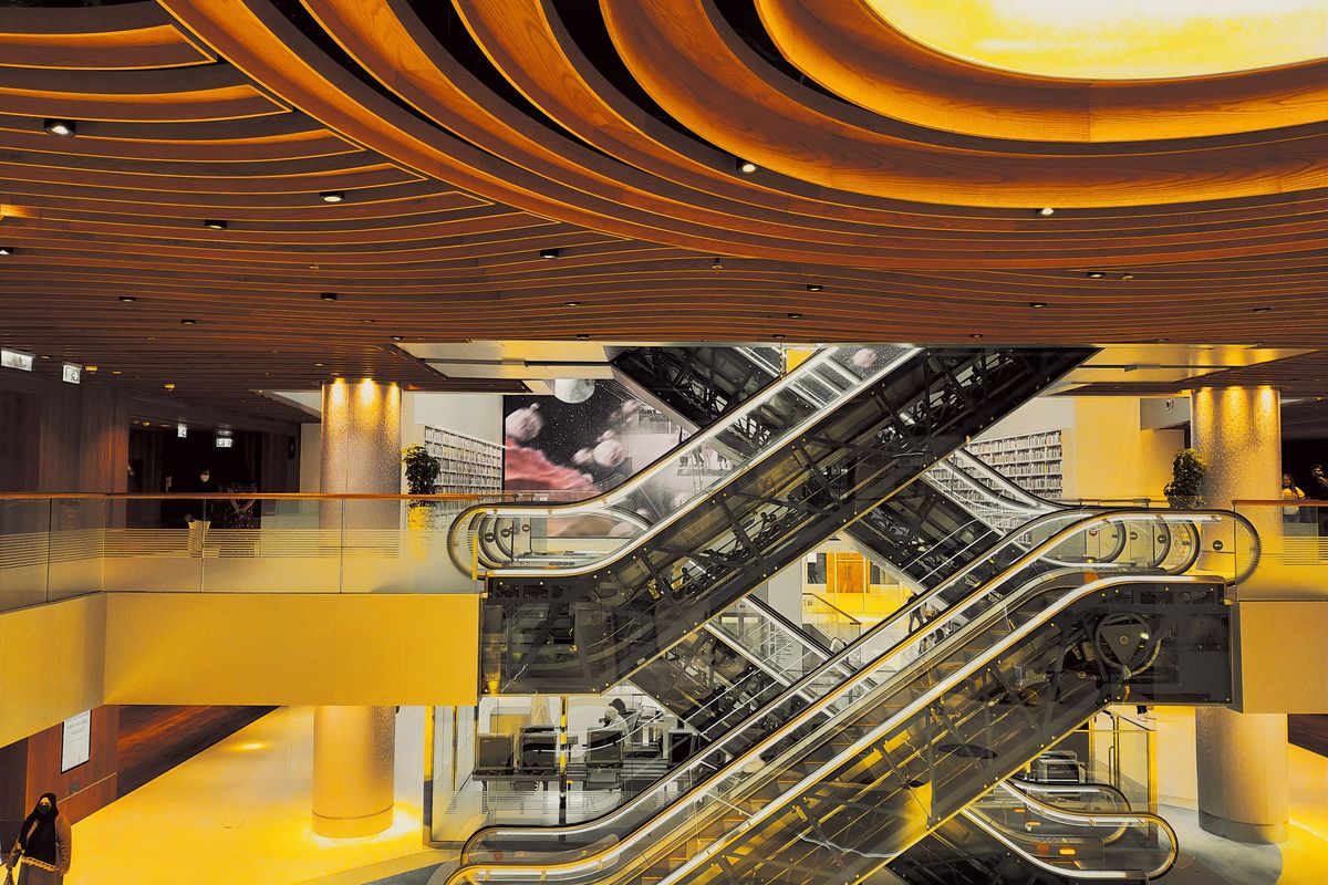 Seu shopping center está preso na roda do hamster. E o hamster é você.