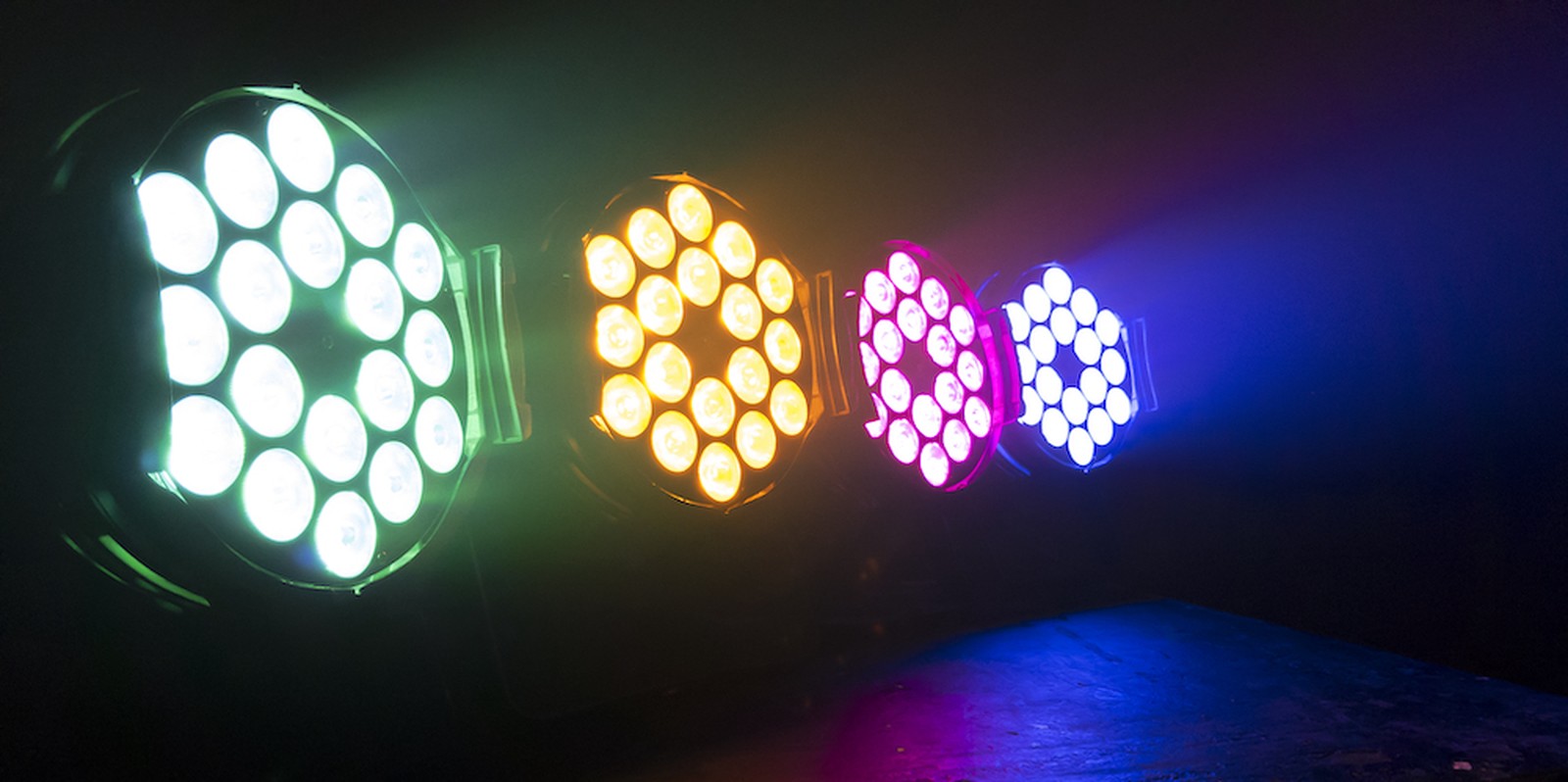 Mood_LED-Technik_1000x500_shutterstock_590025449