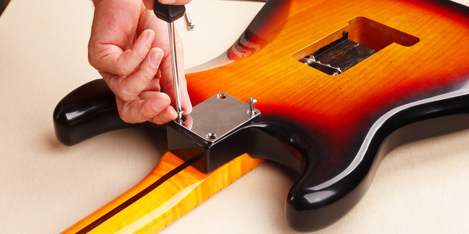 Reparatur einer E-Gitarre