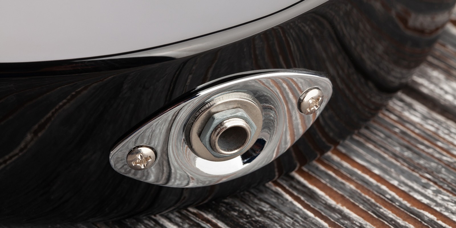 Klinkenbuchse an einer E-Gitarre