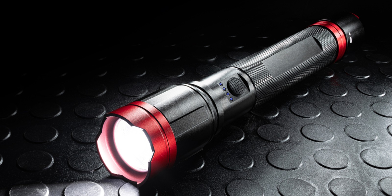 Schwarze Taschenlampe