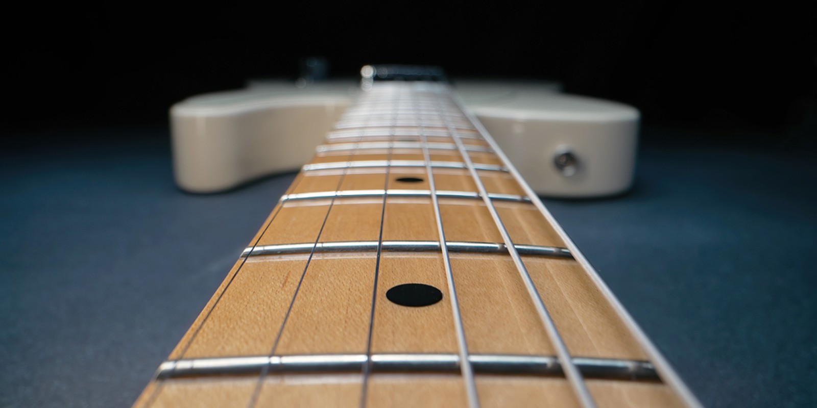 Hals einer E-Gitarre