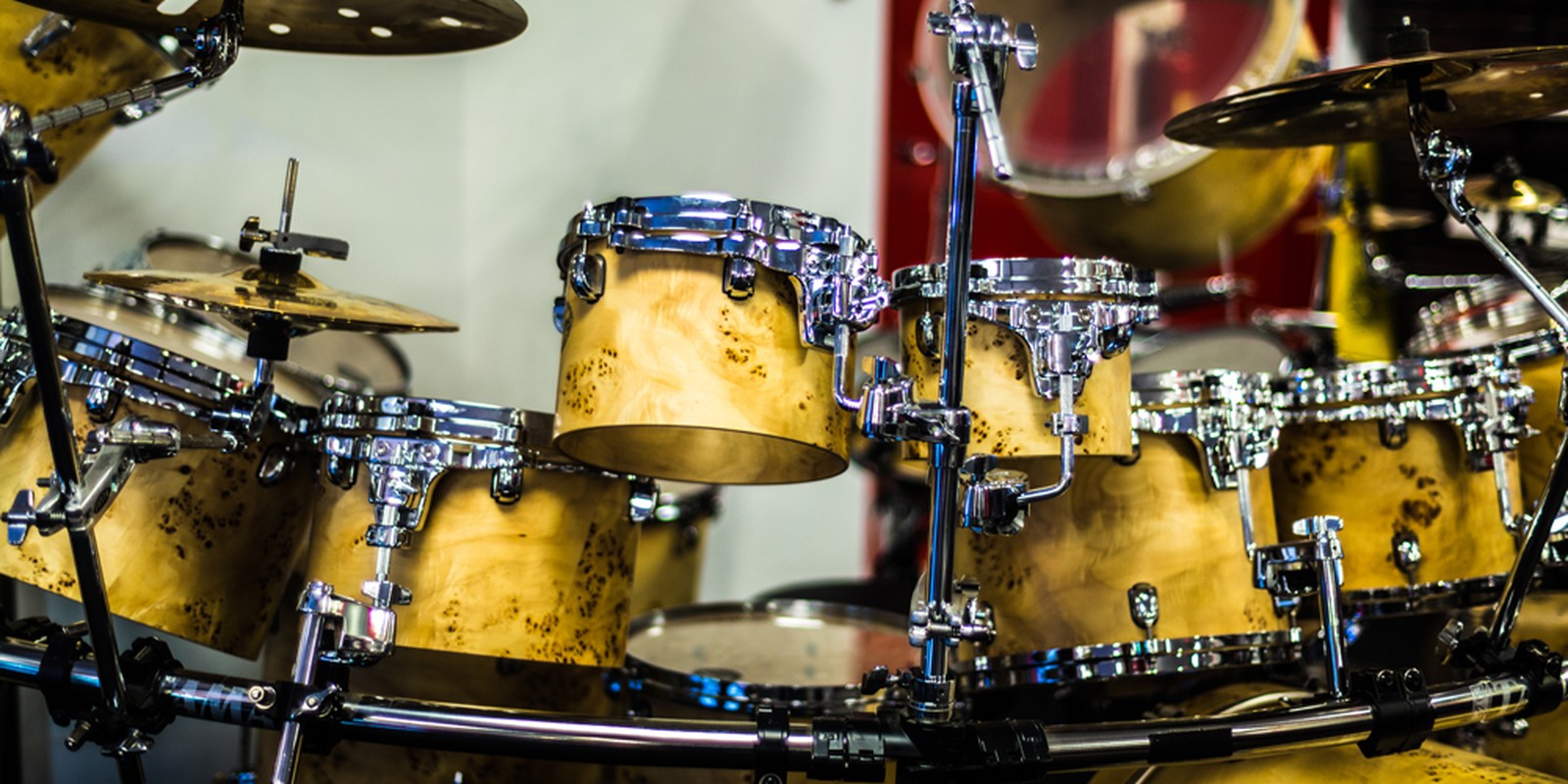 Premium Drumkit mit Concert Toms