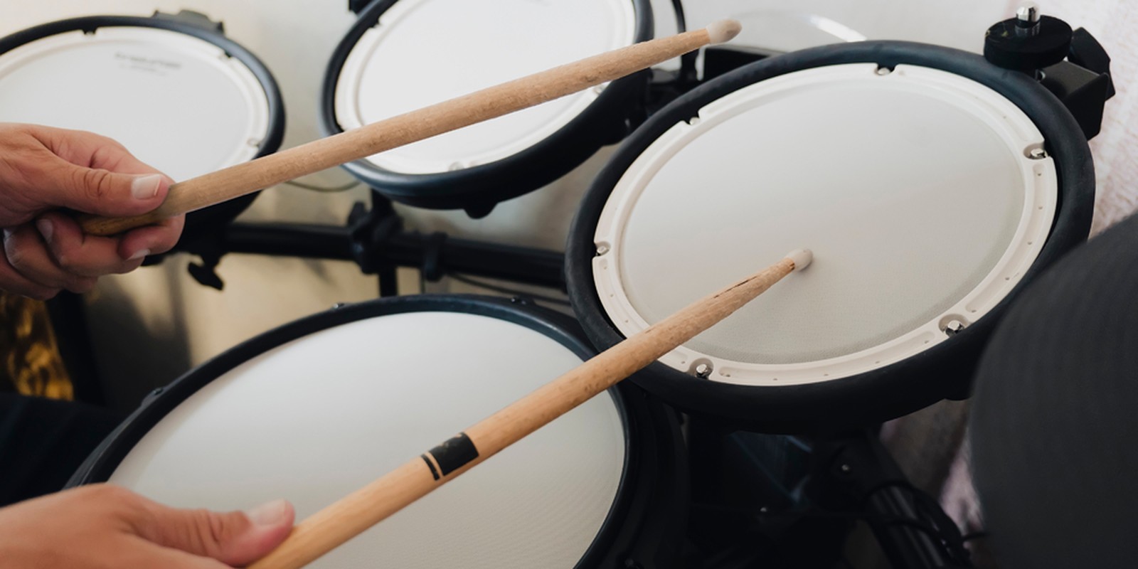 Meshheads an einem E-Drumset