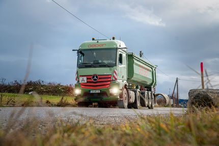 Geiger LKW auf Straße