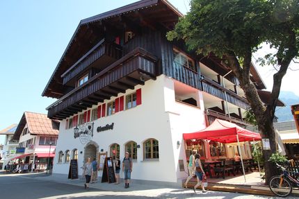 Geiger Schluesselfertigbau TraditionshotelTraube