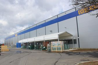 Geiger Schluesselfertigbau GEZE Leonberg Produktionshalle