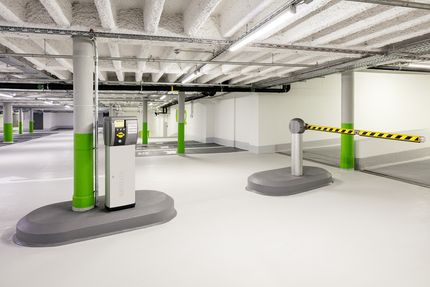 Geiger Bauwerksanierung Tiefgarage Marquardbau Metz Stuttgart fertig Schranke Ausfahrt
