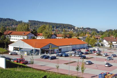 Geiger Projektentwicklung Fachmarktzentrum Immenstadt Parkplatz Lidl