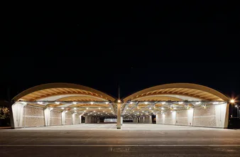 Dachkonstruktion des neuen Busdepots in Gaisburg.