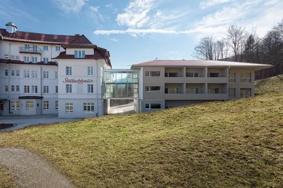 Erweiterungsbau Stillachhaus in Oberstdorf Außenaufnahme.