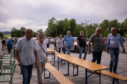 Empfang über die Terrasse von Herzmanns 2 auf die Rentnerfeier.