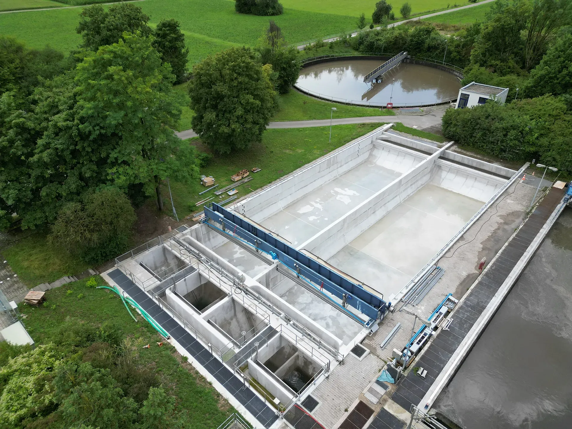 Drohnenaufnahmen der Kläranlage in Tübingen von oben