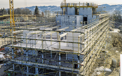 Hochbauarbeiten für das Verwaltungsgebäude in Herzmanns 2.