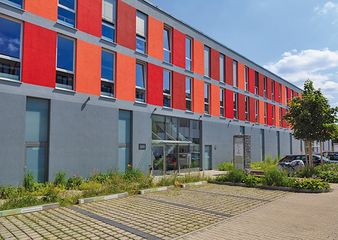 Geiger Schluesselfertigbau Gewerbegebaeude Buerogebaeude Lochhausen Muenchen