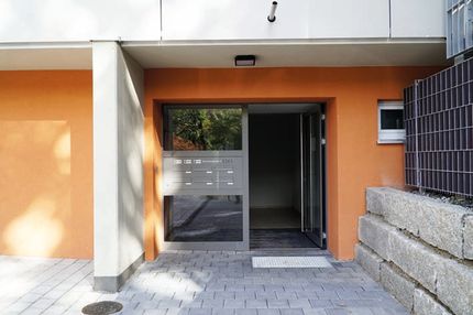 Geiger Schlüsselfertigbau Baumeister Wohnheim Maria Stern Immenstadt Eingangsbereich von außen