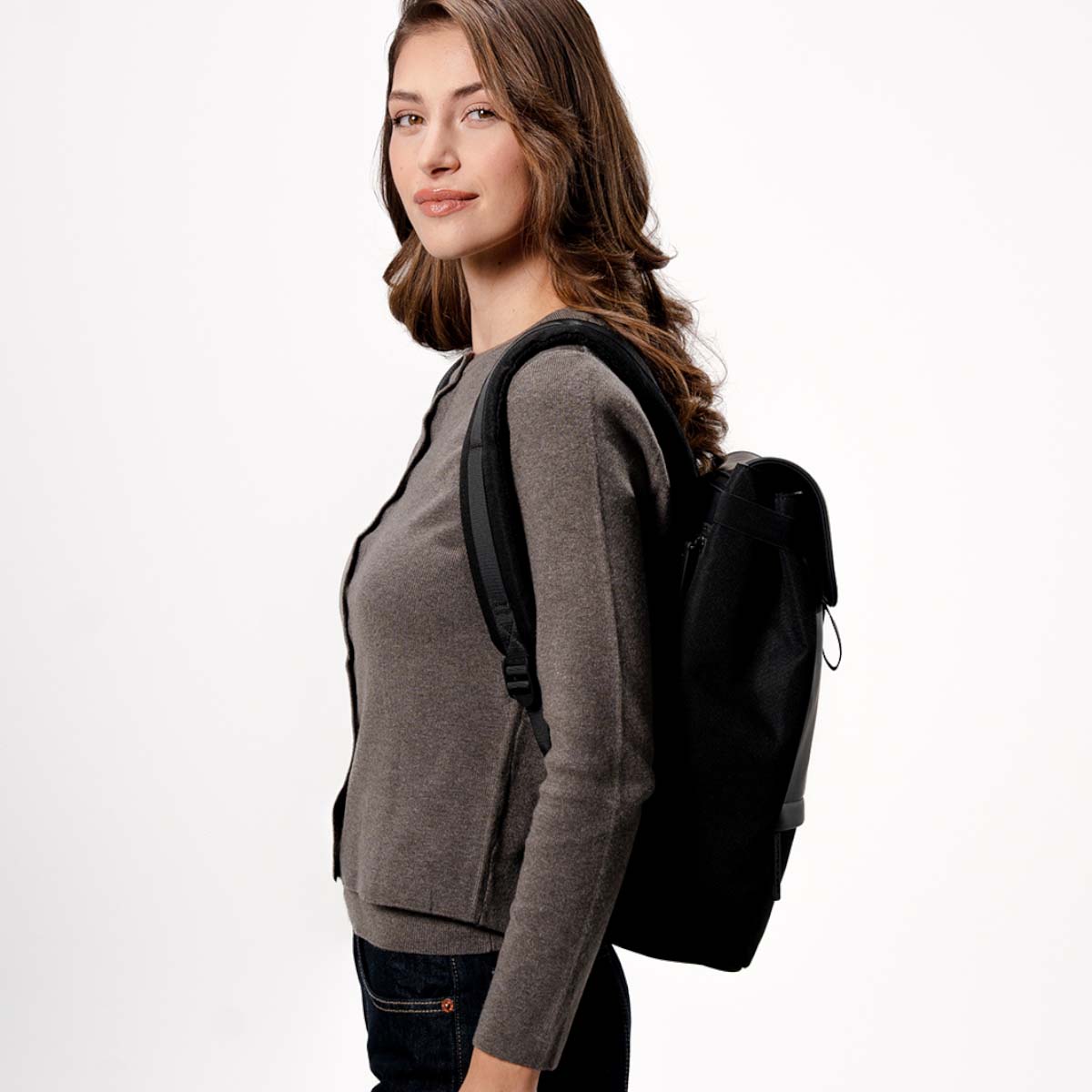 Fyn All Black — Backpacks | Kapten & Son | Kapten & Son