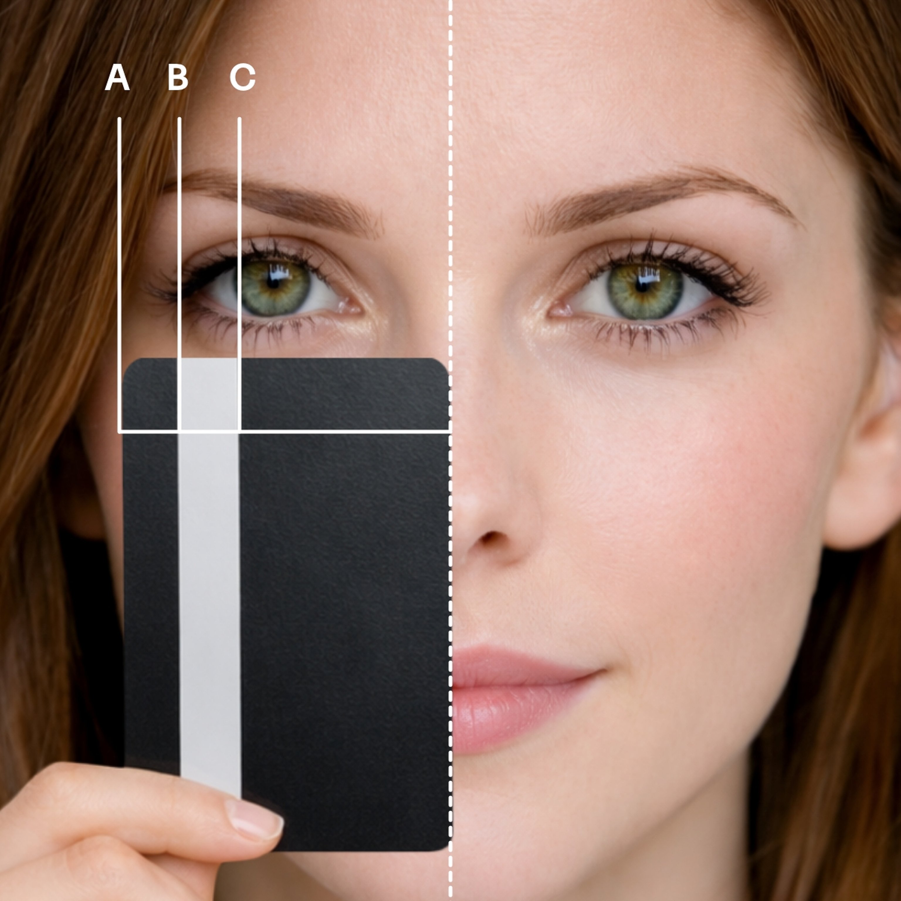 Das Gesicht einer Frau ist in zwei Hälften zu sehen. Links wird eine Karte mit beschrifteten Linien über ihr Auge gehalten; rechts ist ihr Gesicht unverdeckt, was die Symmetrie des Make-ups demonstriert.