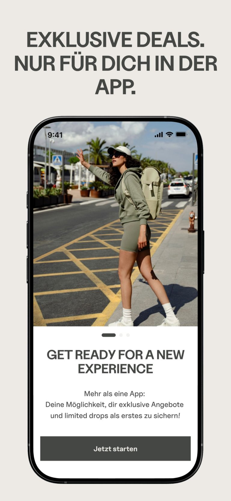 Vier Screenshots der Kapten & Son App: Startseite mit exklusiven Deals, Produktübersicht mit Damen- und Herrenkategorien, Taschenübersicht mit Filterfunktion sowie eine Produktdetailseite des Bergen Pro Leo Dark Brown Rucksacks.