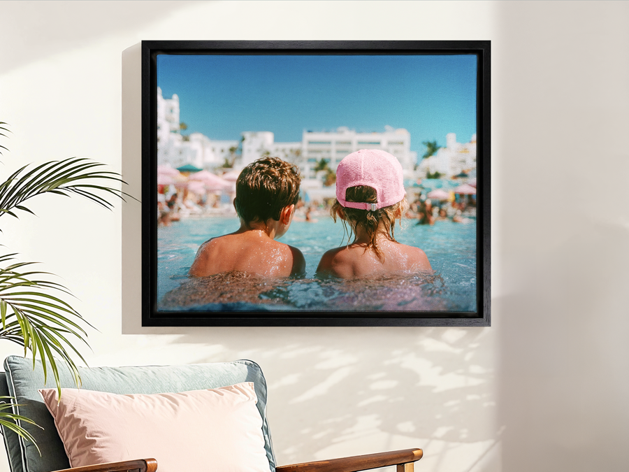 Poster mit Schwarz-Lack-Rahmen – Wandansicht