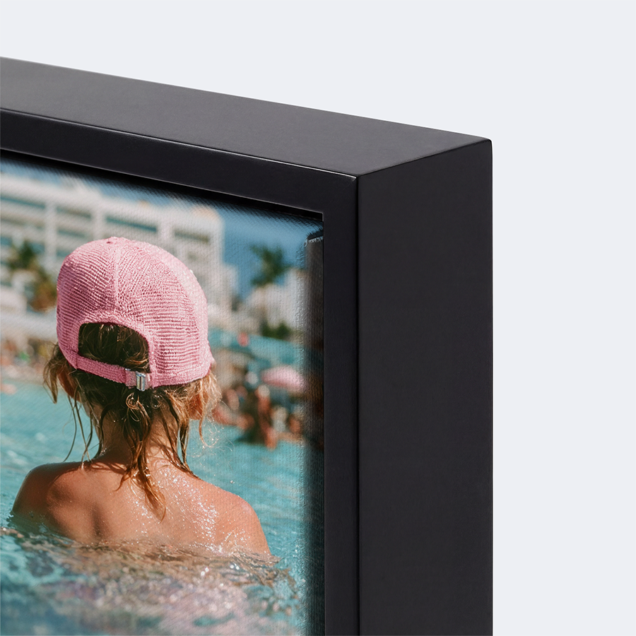 Gerahmter Fotodruck mit schwarzem Lack-Rahmen – Detailansicht