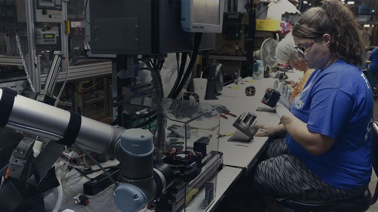 Entenda a relação entre cobots e reshoring