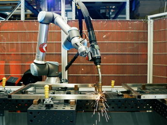 Ứng dụng robot công nghiệp cộng tác trong các nhiệm vụ độc hại và khắc nghiệt