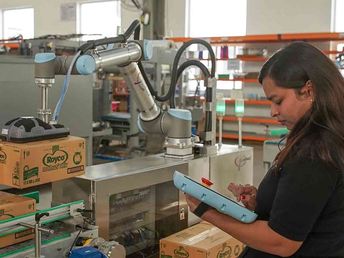 ¿CÓMO UTILIZAR LOS BRAZOS COBOT PARA SOLUCIONES DE PALETIZADO?