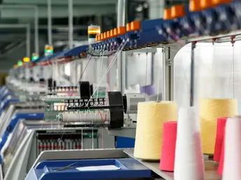 Industria textil: qué es, características, ejemplos y el uso de cobots en sus aplicaciones