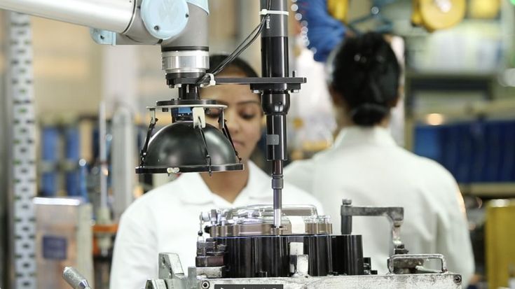 Scopri i vantaggi della robotica collaborativa per le piccole e grandi aziende