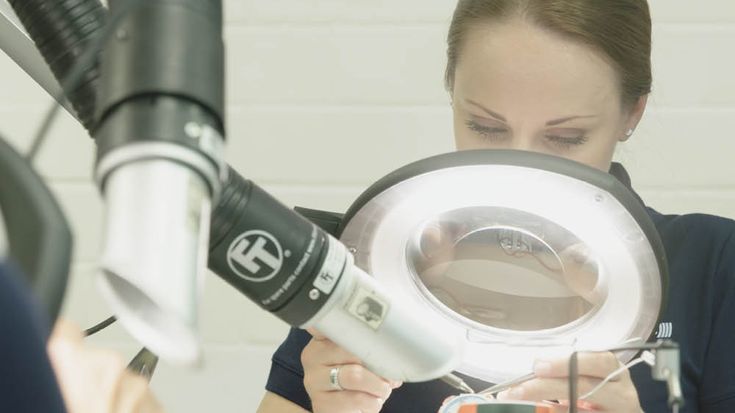 Dispensieren mit Cobots | Universal Robots