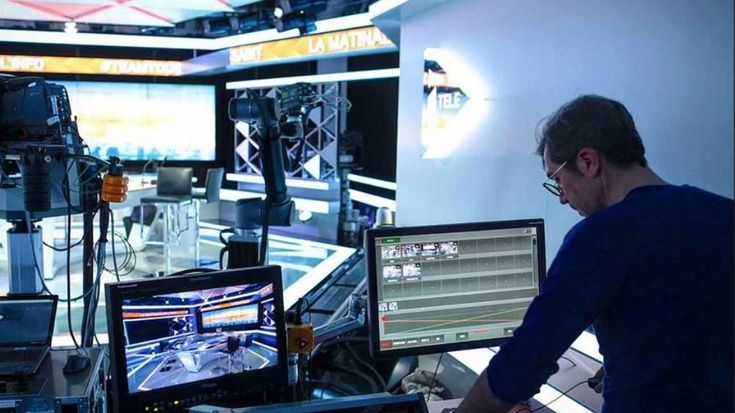 Come il cobot può automatizzare le macchine cinematografiche