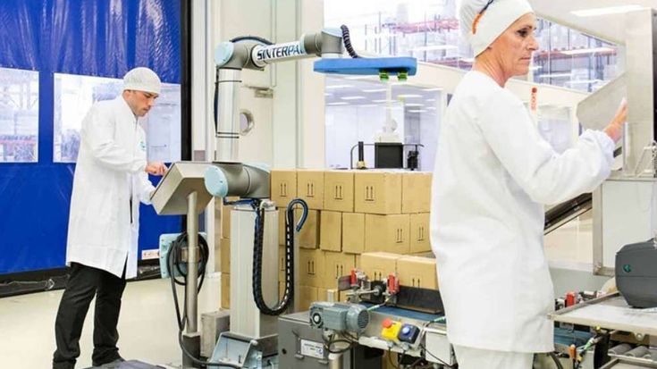 UR協作型機器人，堆棧無負擔