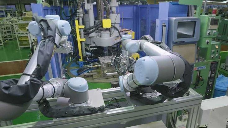 Scopri come utilizzare i cobot per l’asservimento delle presse