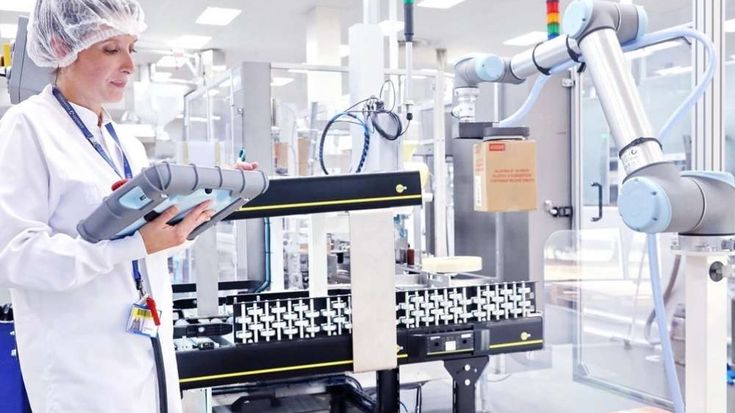 Les apports de la cobotique pour le secteur pharmacie et produits médicaux