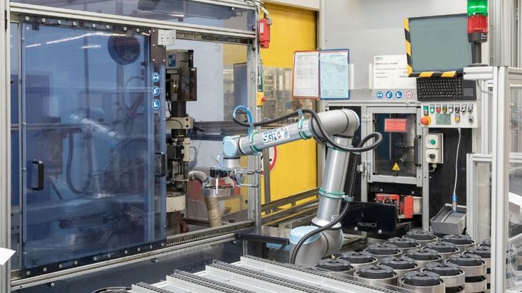 Scopri come i cobot possono aiutarti con il Machine tending