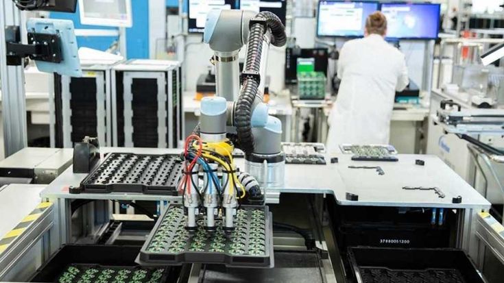 Scopri le 5 applicazioni dei cobot più diffuse