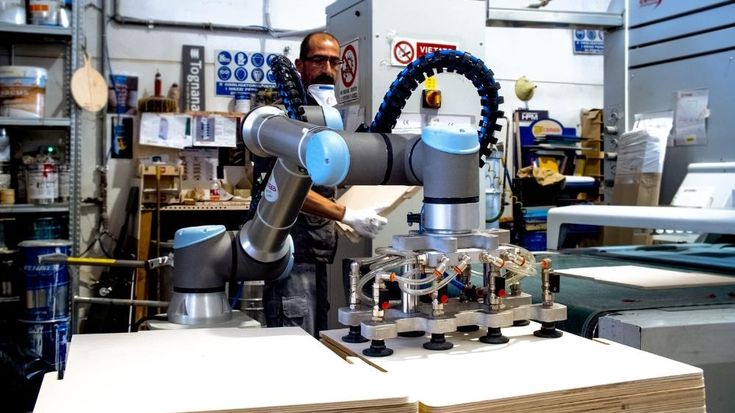 Scopri l'utilizzo dei cobot per la lavorazione del legno